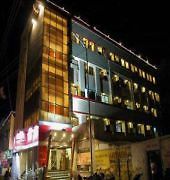 Hotel Krishnalila Regency Удайпур Екстер'єр фото